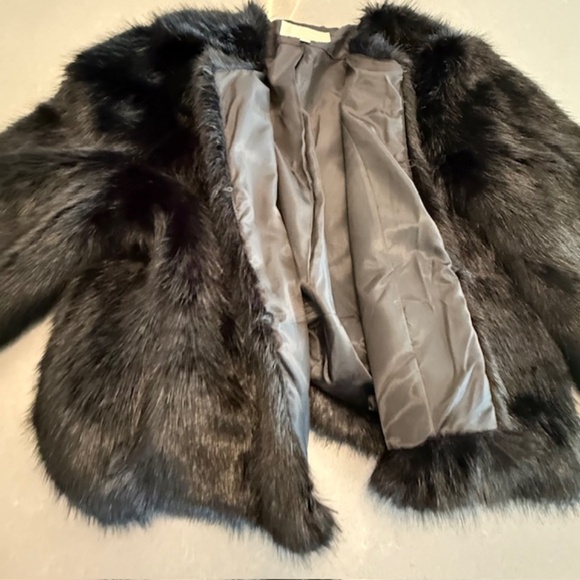 Women's Banana Republic Faux Fur Eye Hook Closure Black Jacket XL -Worn 3X - Picture 6 of 11